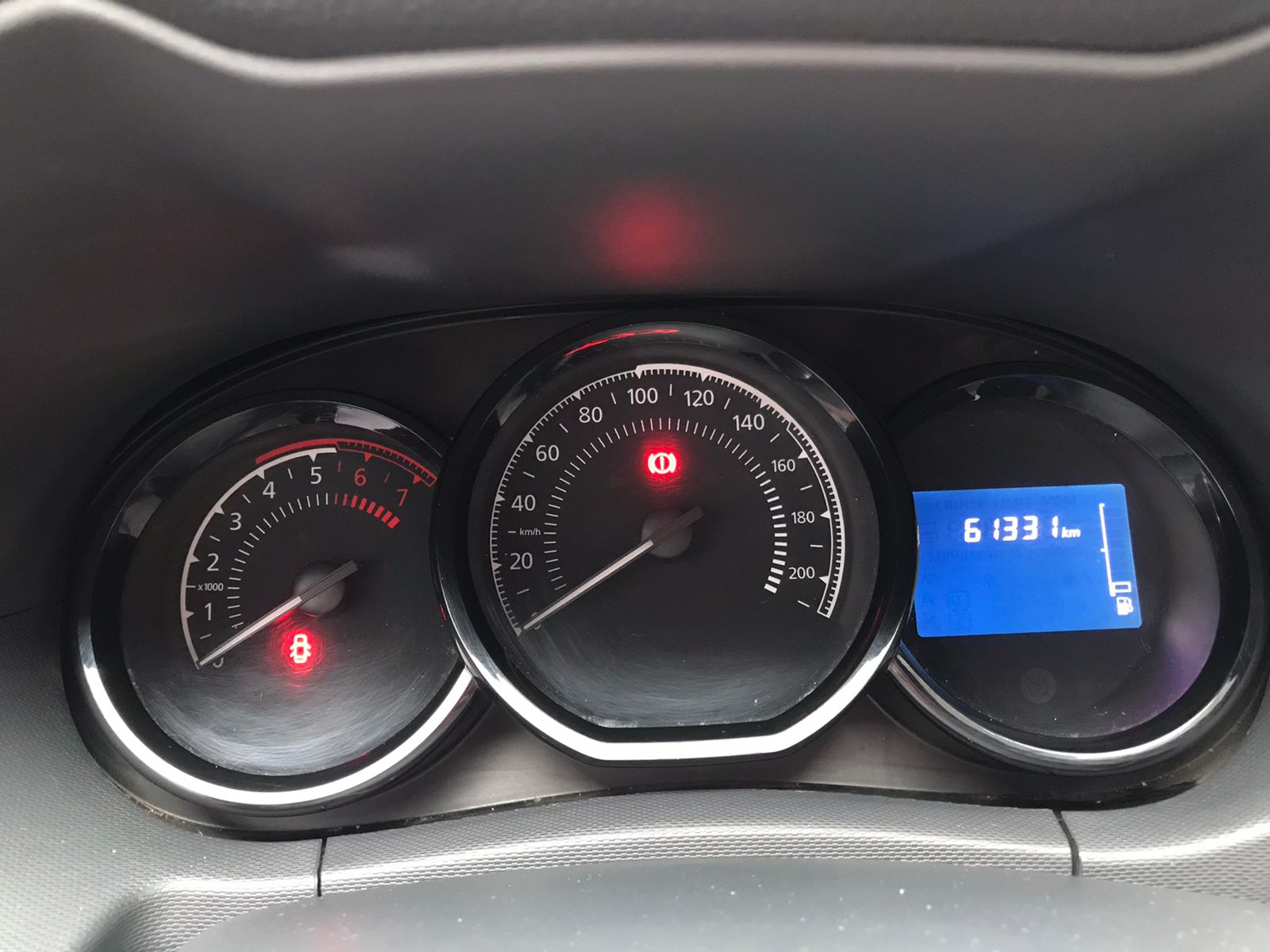 RENAULT	DUSTER PH2 DYNAMIQUE 1.6