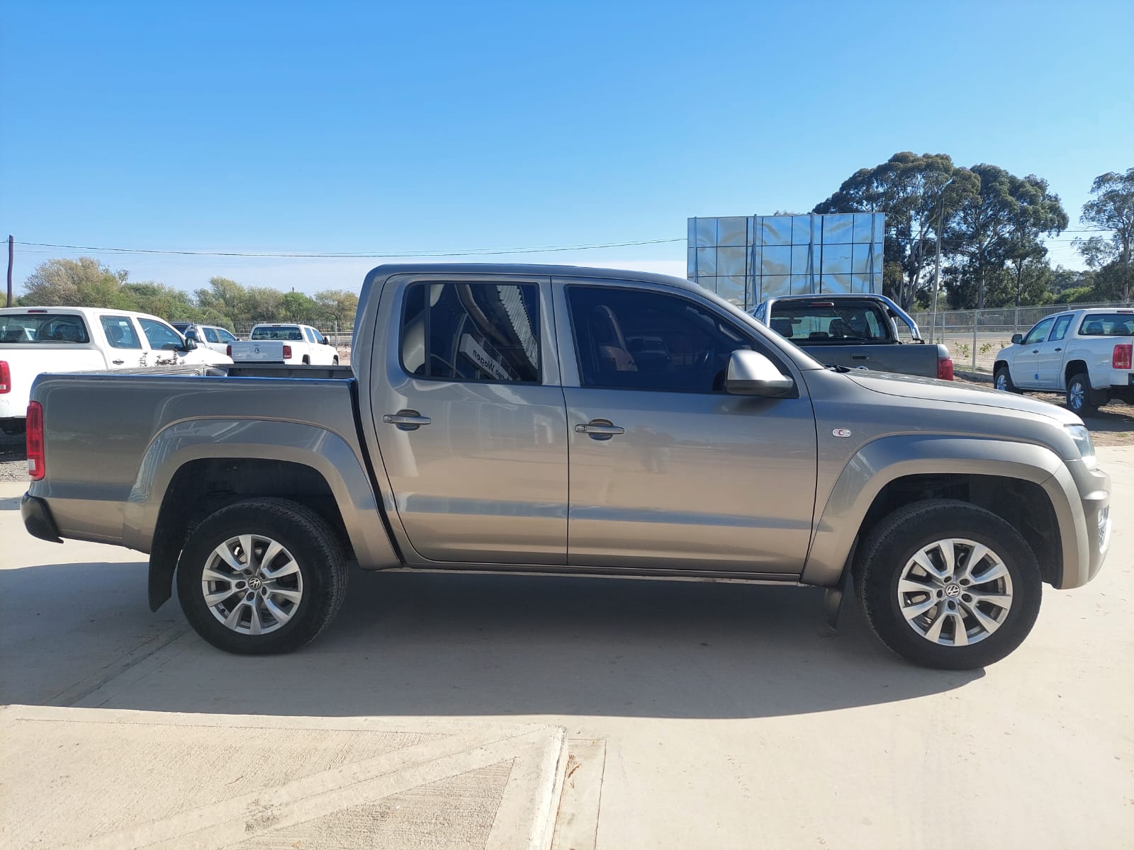 VOLKSWAGEN	AMAROK DC V6 COMFORTLINE 3.0L 258CV TDI 4X4 AT