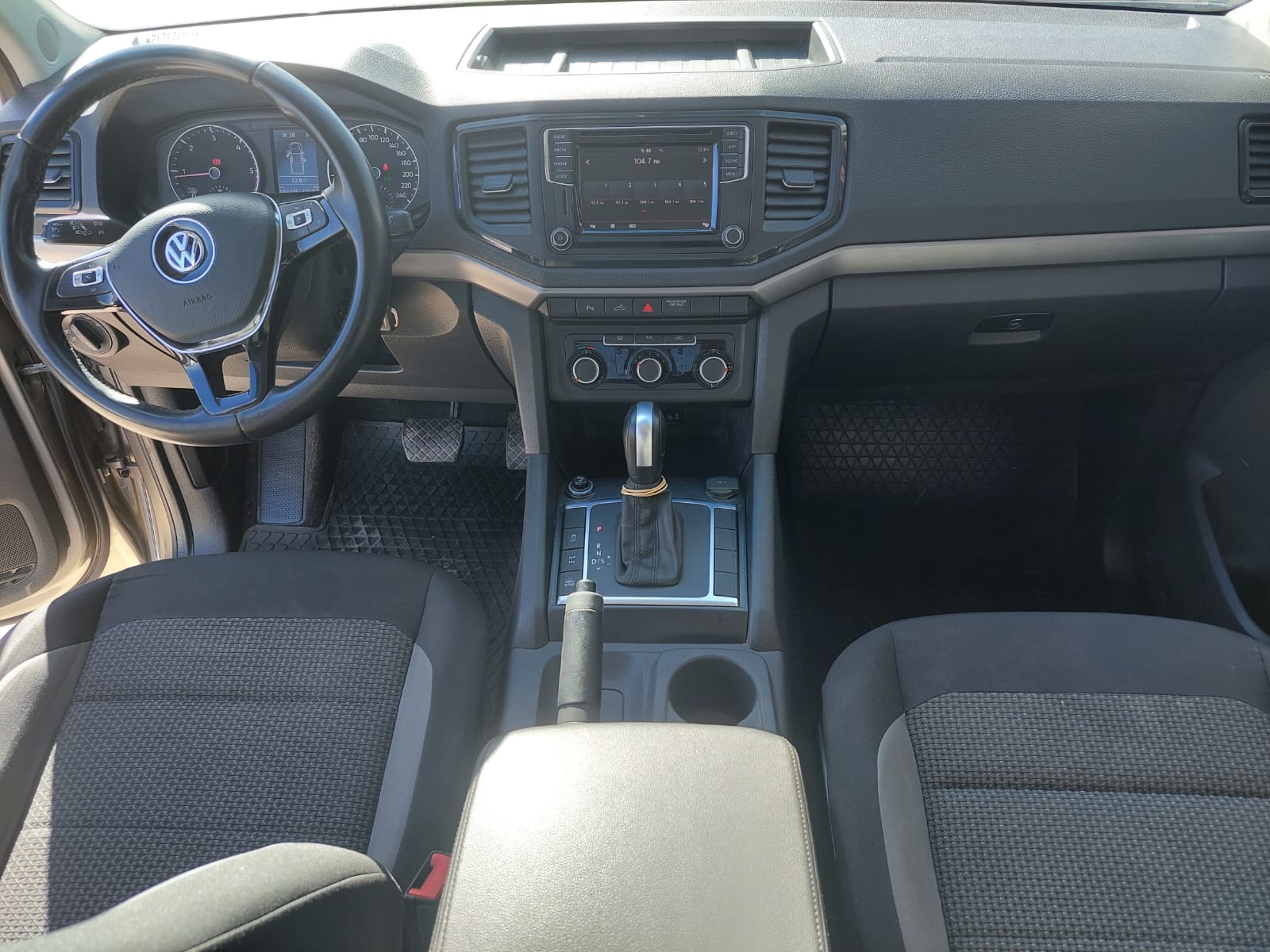 VOLKSWAGEN	AMAROK DC V6 COMFORTLINE 3.0L 258CV TDI 4X4 AT