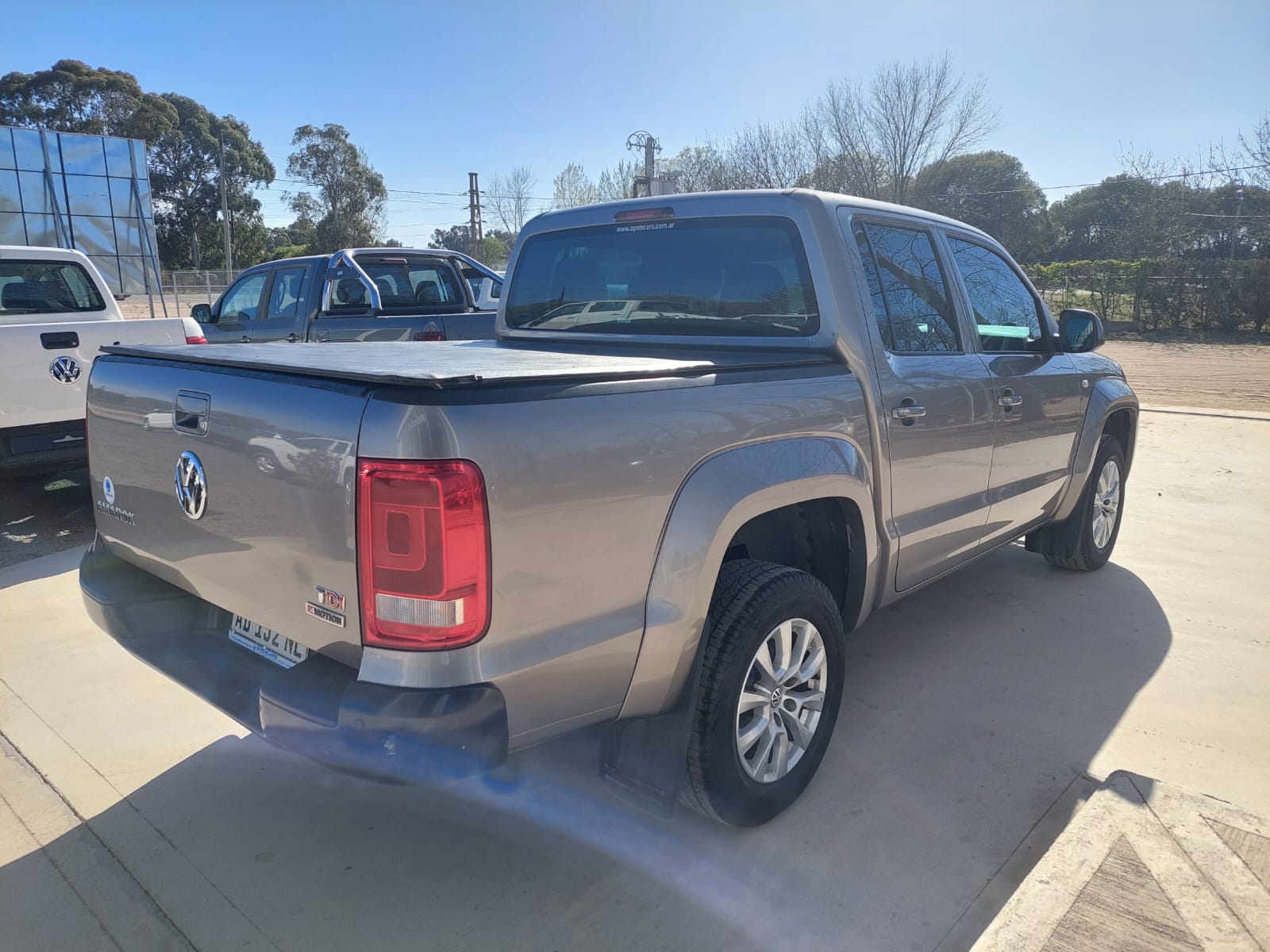 VOLKSWAGEN	AMAROK DC CONFORTLINE 4X4 MAN