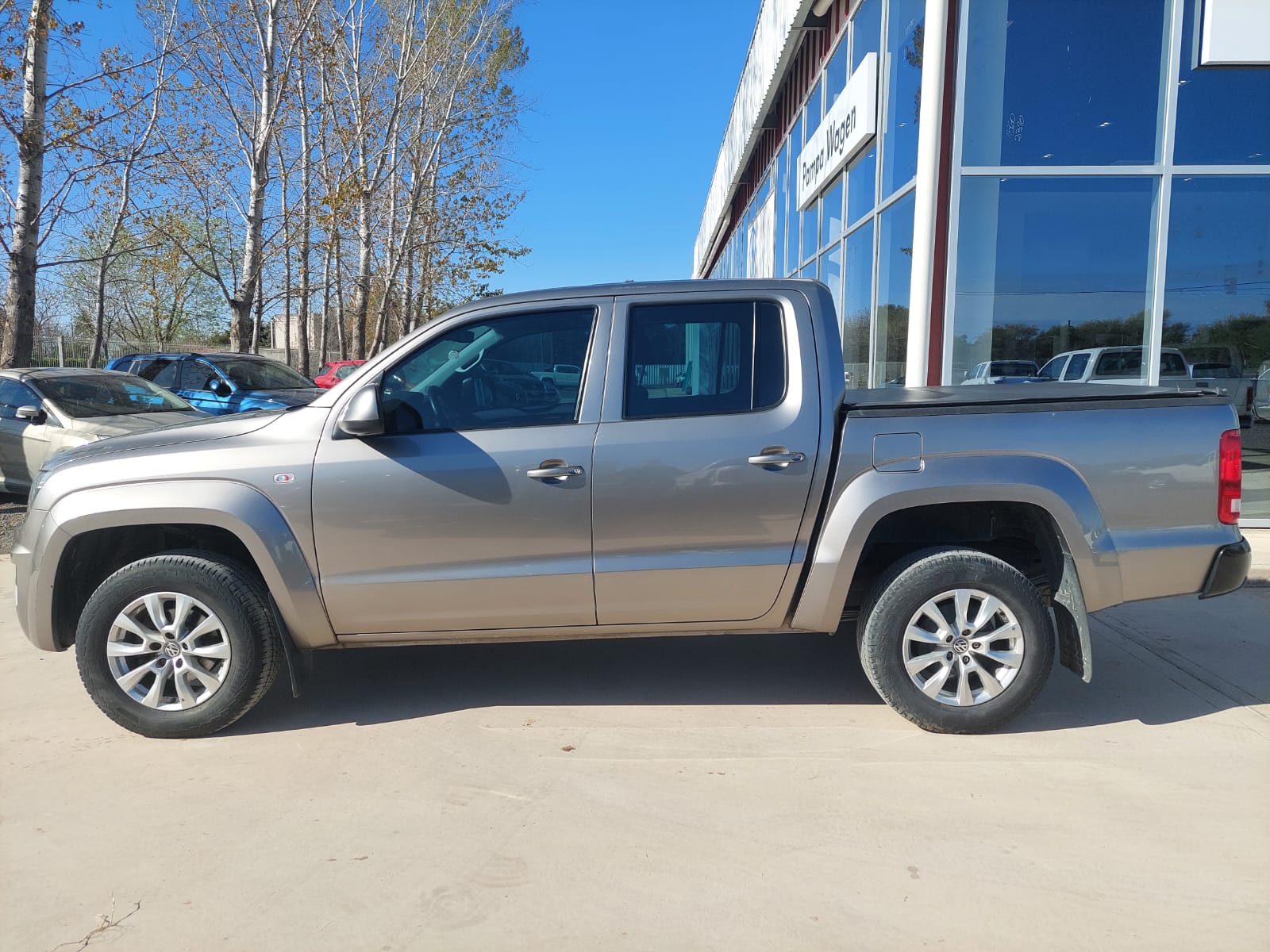 VOLKSWAGEN	AMAROK DC CONFORTLINE 4X4 MAN