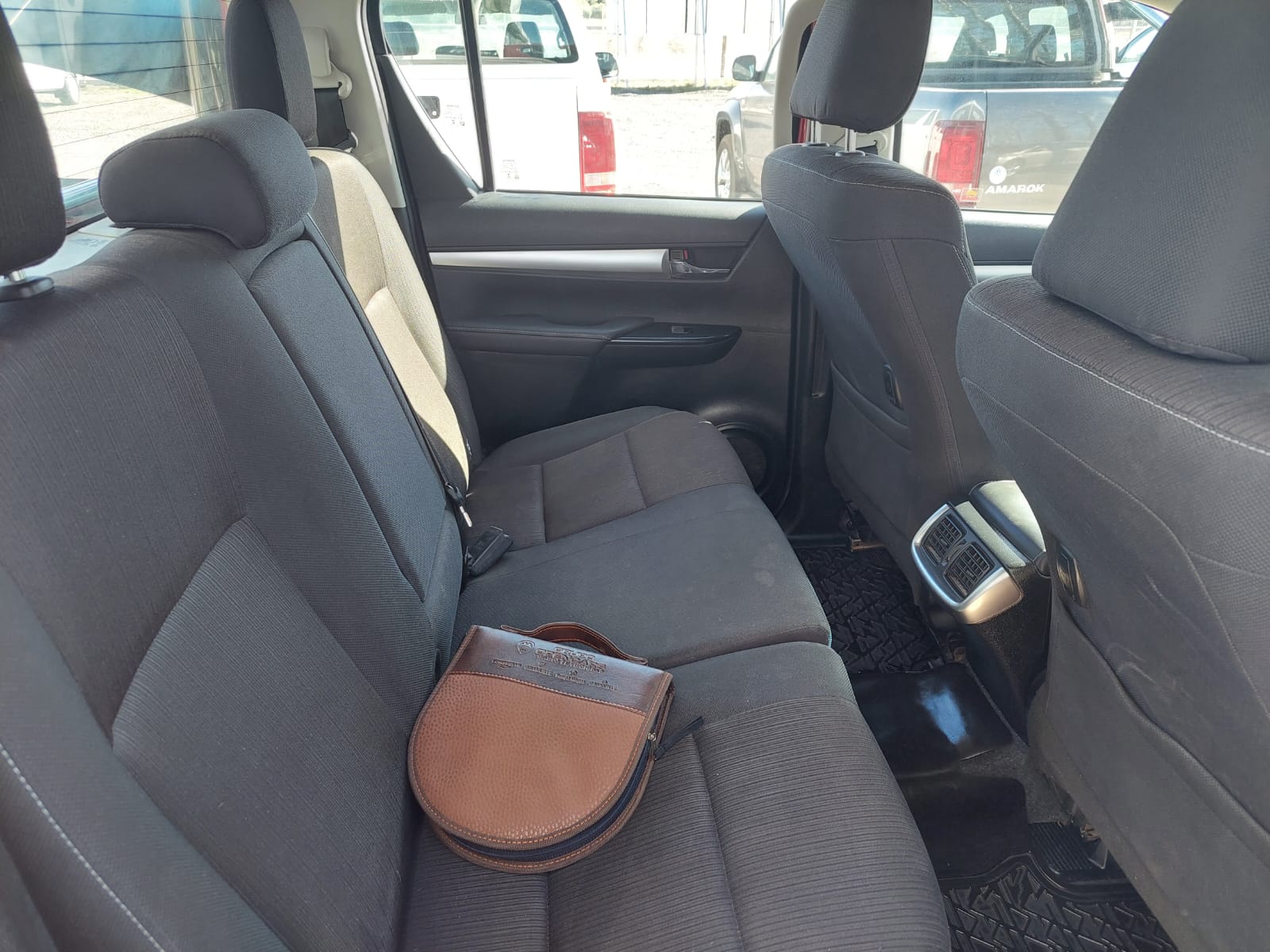 TOYOTA HILUX 4X4 D/C SRV 2.8 TDI 6 AT