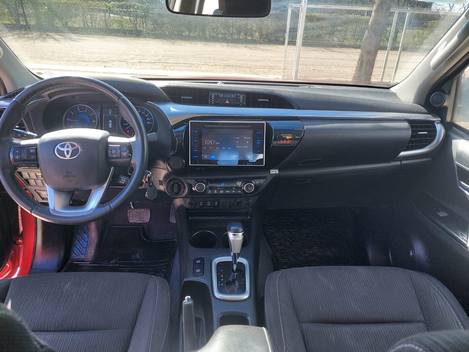 TOYOTA HILUX 4X4 D/C SRV 2.8 TDI 6 AT