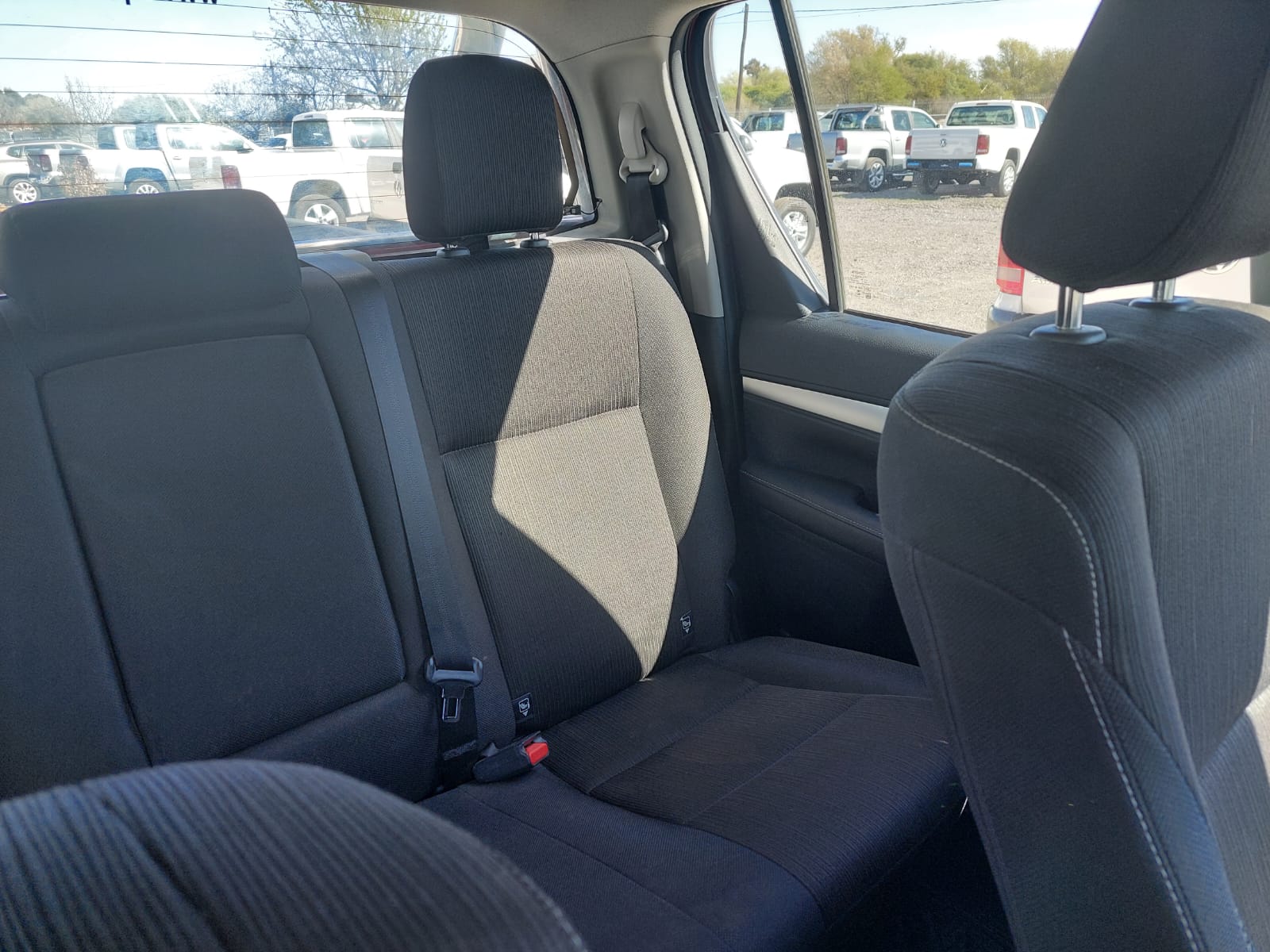 TOYOTA HILUX 4X4 D/C SRV 2.8 TDI 6 AT