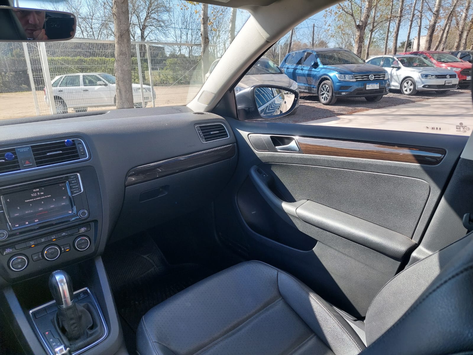 VOLKSWAGEN VENTO HIGHLINE 1.4TSI  BM TECH