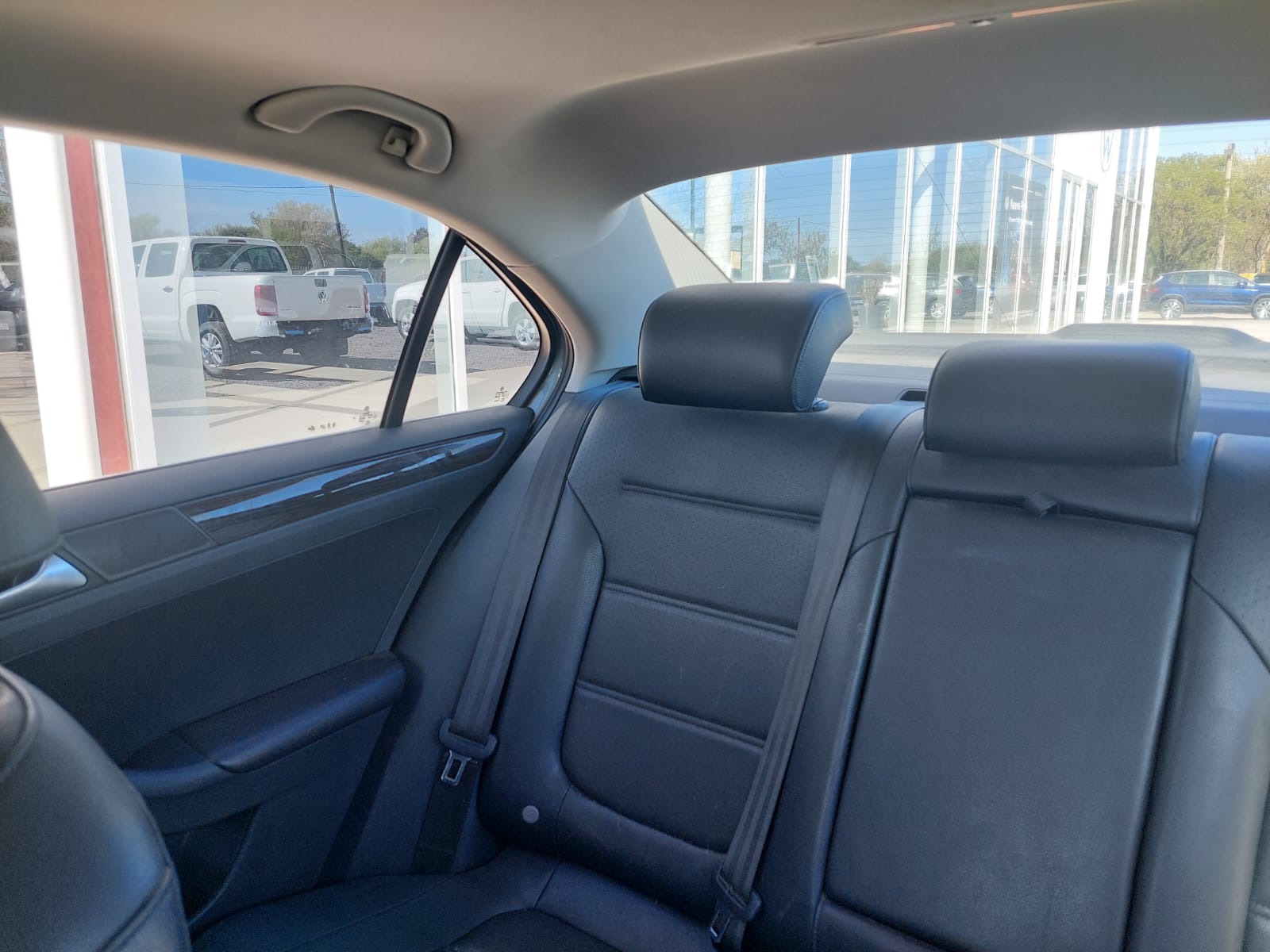 VOLKSWAGEN VENTO HIGHLINE 1.4TSI  BM TECH