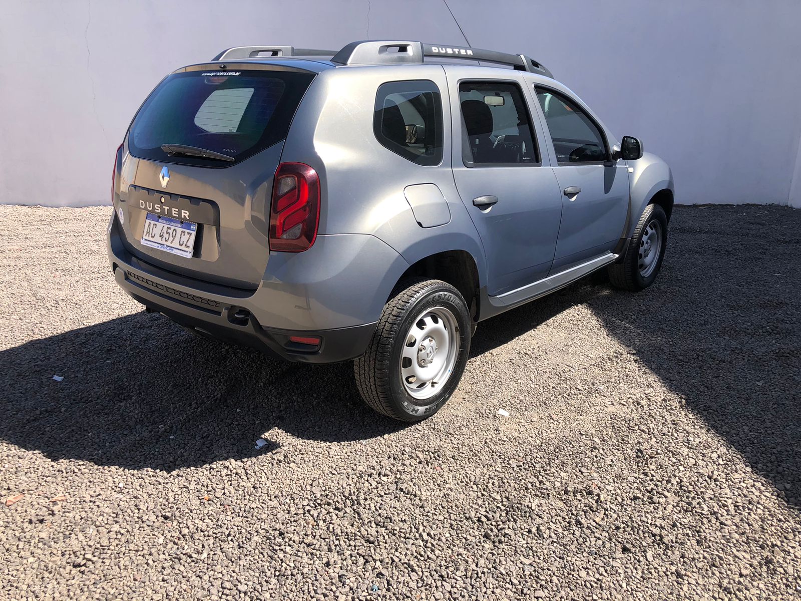 RENAULT	DUSTER PH2 EXPRESSION 1.6