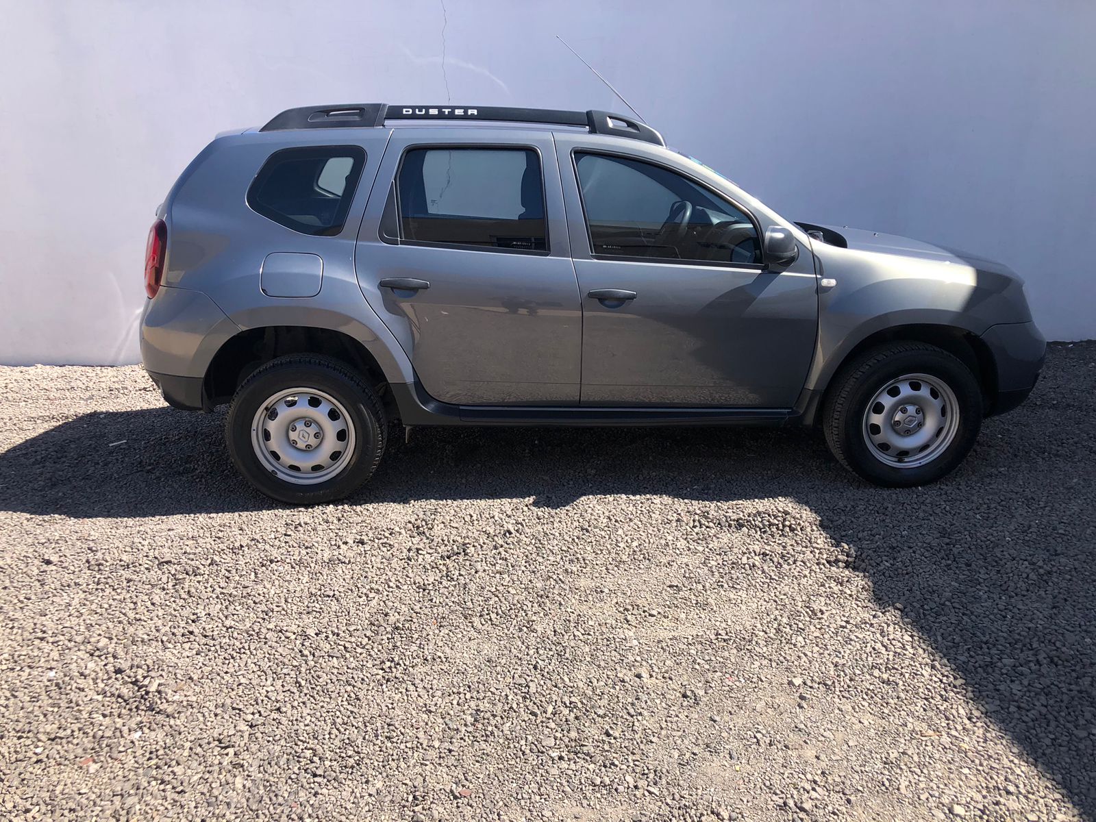 RENAULT	DUSTER PH2 EXPRESSION 1.6