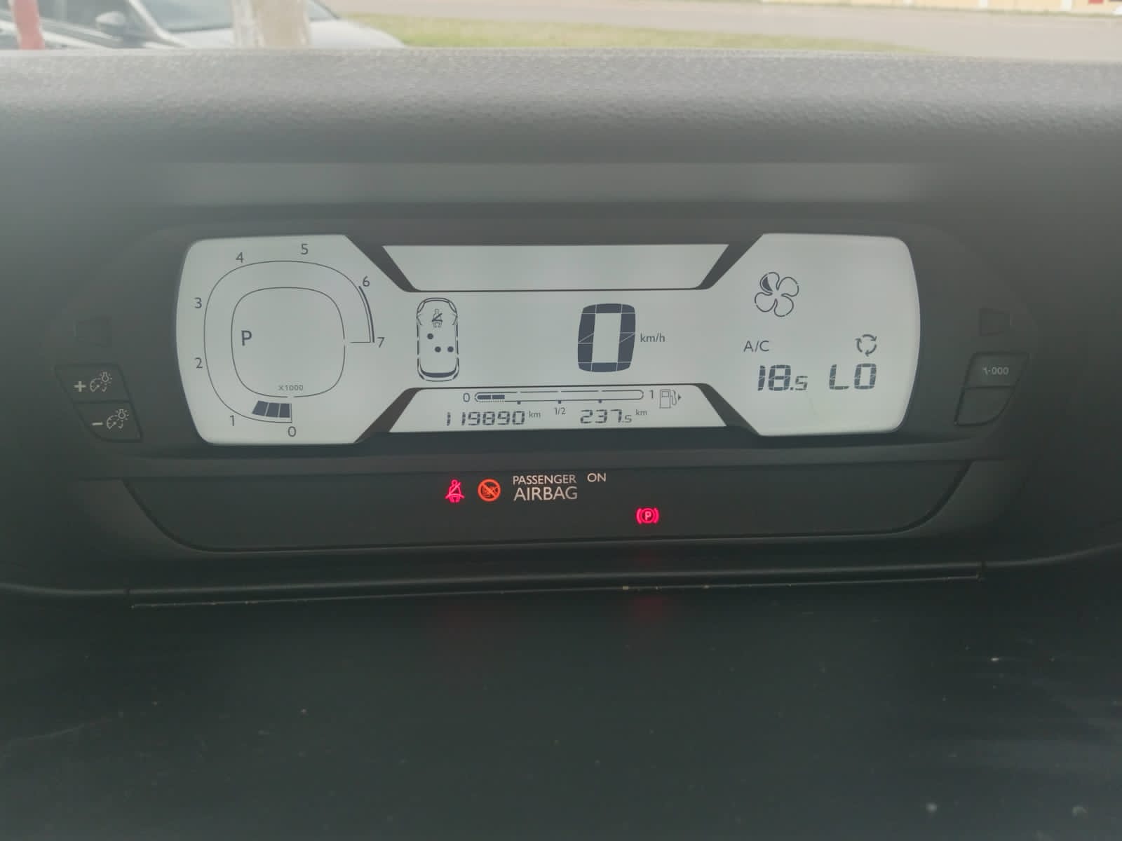 CITROEN	C4 PICASSO THP 165 AT6 FEEL AM18