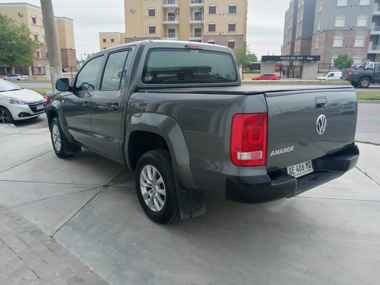 VOLKSWAGEN	NUEVA AMAROK DC 2.0L TDI 180 CV COMFORTLINE 4X2 AT